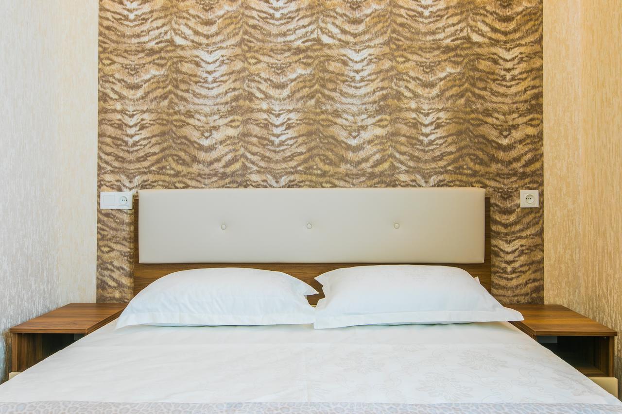 Sweet Home 6 VIP Rustaveli Avenue Tbilisi Buitenkant foto