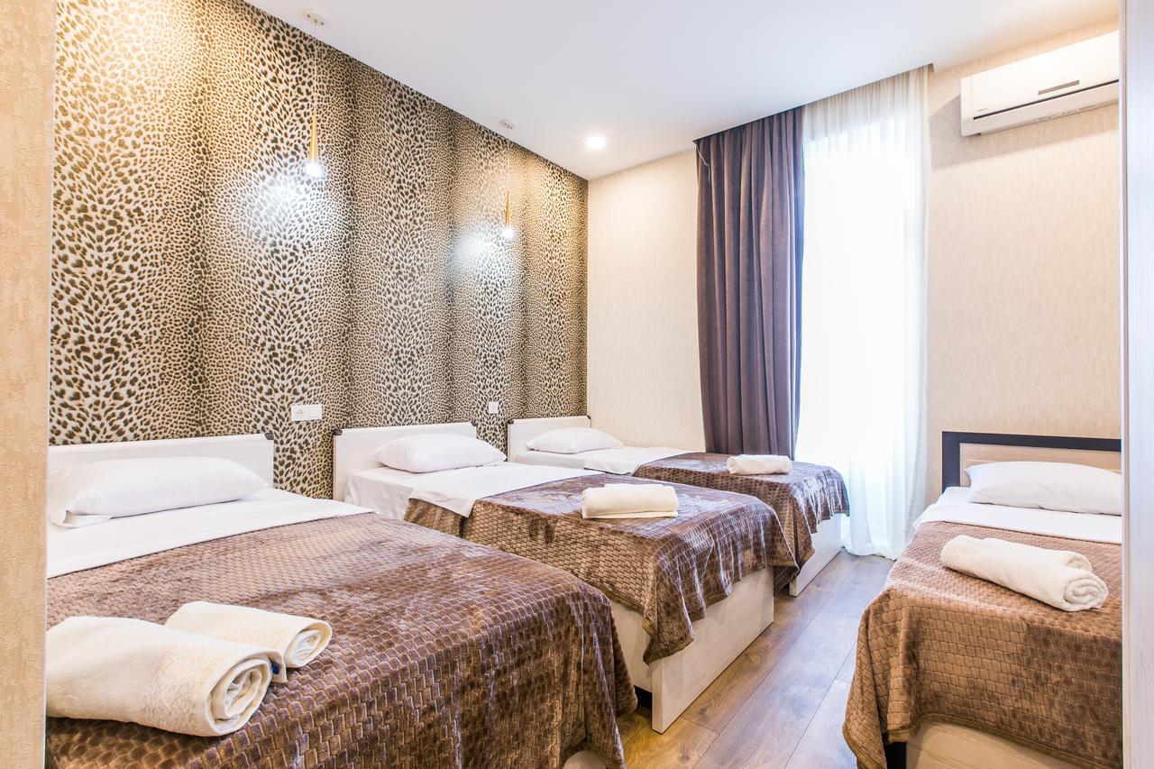 Sweet Home 6 VIP Rustaveli Avenue Tbilisi Buitenkant foto